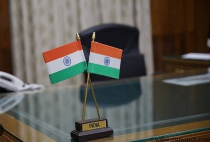 12 IAS Transfers in UP Bureaucracy