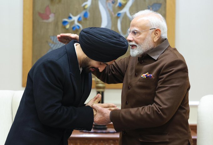 Diljit Dosanjh Meets Prime Minister Narendra Modi: A Memorable Interaction. Punjabi singer, actor, and international sensation Diljit Dosanjh met Prime Minister Narendra Modi on January 1, 2025. The meeting showcased a blend of art, culture, and tradition. Prime Minister Modi lauded Dosanjh's talent and expressed admiration for his ability to merge tradition with modernity.